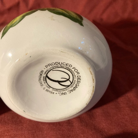 Cute sugar and… (something) bowls! Made in AMERICA! (Northlake, Illinois) - Picture 6 of 9